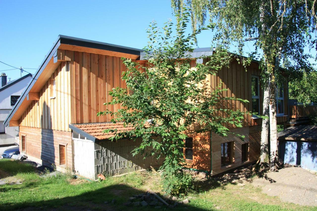 Eifelyeti Ferienwohnung Ellscheid Luaran gambar