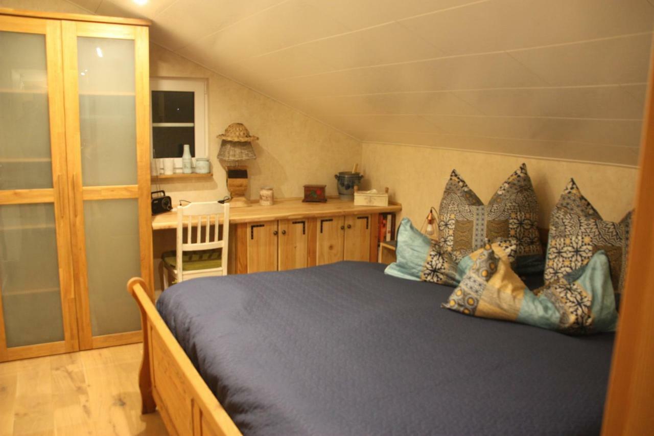 Eifelyeti Ferienwohnung Ellscheid Luaran gambar