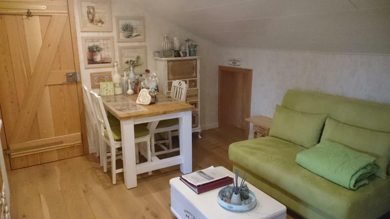 Eifelyeti Ferienwohnung Ellscheid Luaran gambar